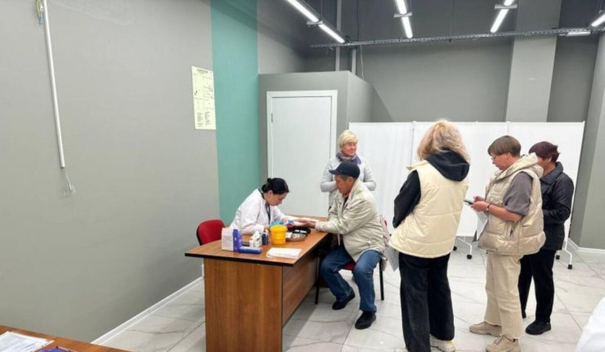     Очередь на вакцинацию. Источник: permkrai.ru Автор фото: Пресс-служба Правительства Пермского края