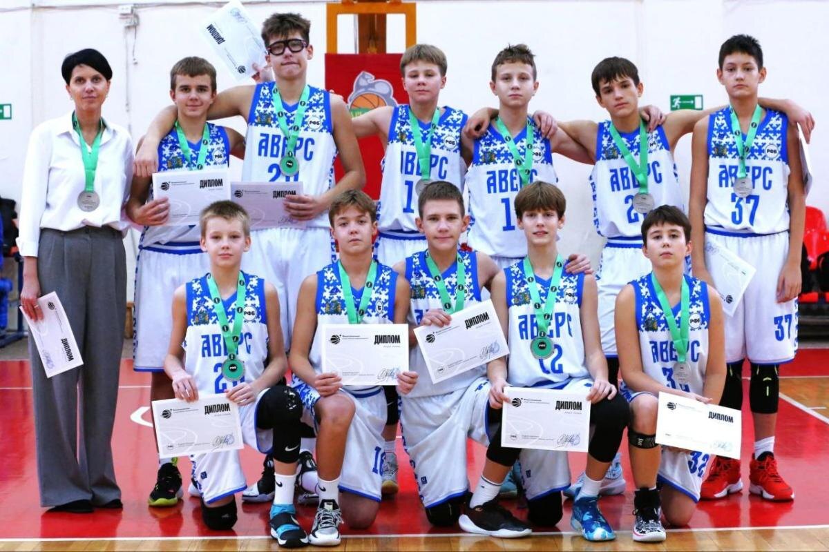    Серебро Первенства Урала у баскетболистов сборной Югры