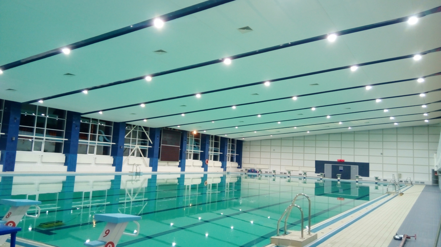 Светодиодное освещение в бассейнах