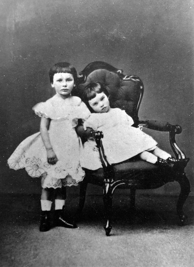    Братья Столыпины. 1866 год. /Альбом фотографических снимков Петра Столыпина / andcvet.narod.ru