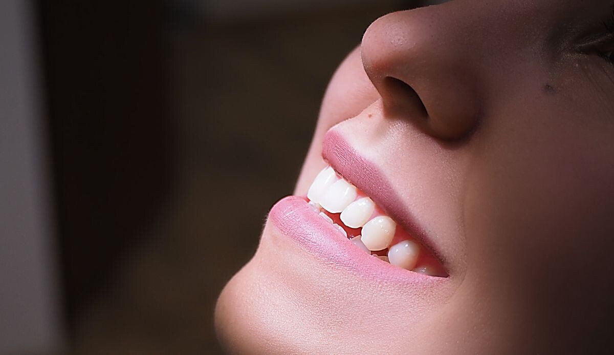 Народные приметы про зубы. Чтобы водились деньги, следите за состоянием своих зубов