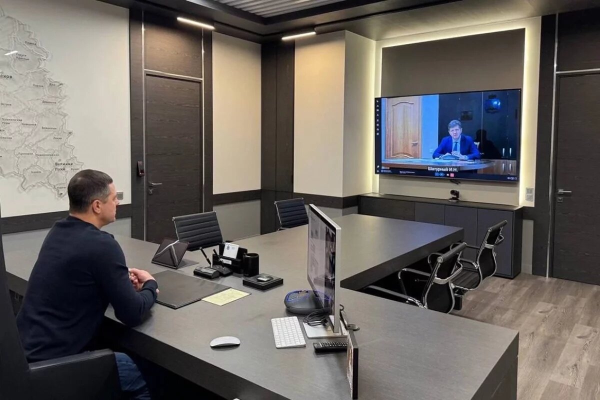    3,4 млрд рублей направят на повышение надежности псковских электросетей