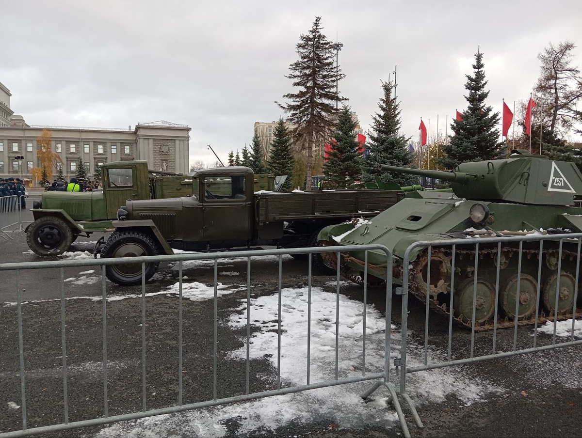 Это техника военных лет