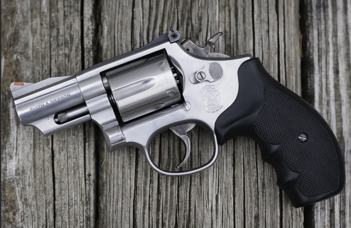 Оригинальный S&W Револьвер Магнум 357 (листайте далее -> )