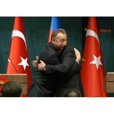  	Юридической практике известен опыт категорического отрицания факта совершенного преступления даже под тяжестью неопровержимых доказательств и улик.-2