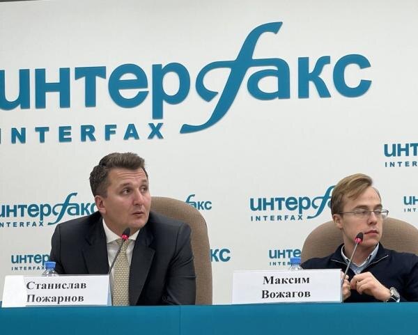 Пресс-кон­фе­рен­ция по ре­зуль­та­там се­ми лет раз­ви­тия ин­но­вацион­ных науч­но-тех­но­логи­чес­ких цен­тров.На фо­то сле­ва нап­ра­во: Со­вет­ник ин­вес­ти­цион­но­го де­пар­та­мен­та Рос­сий­ско­го фон­да пря­мых ин­вес­ти­ций Ста­нис­лав По­жар­нов, ге­нераль­ный ди­рек­тор опе­рато­ра науч­но-тех­но­логи­чес­кой дея­тель­нос­ти че­тырех ИНТЦ "Ак­се­лера­тор воз­мож­нос­тей" Мак­сим Во­жагов