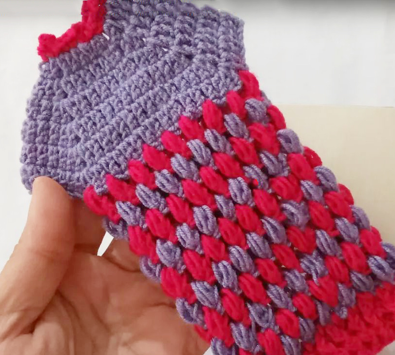    Безрукавка-чехол крючком   
Источник: Скриншот из видео