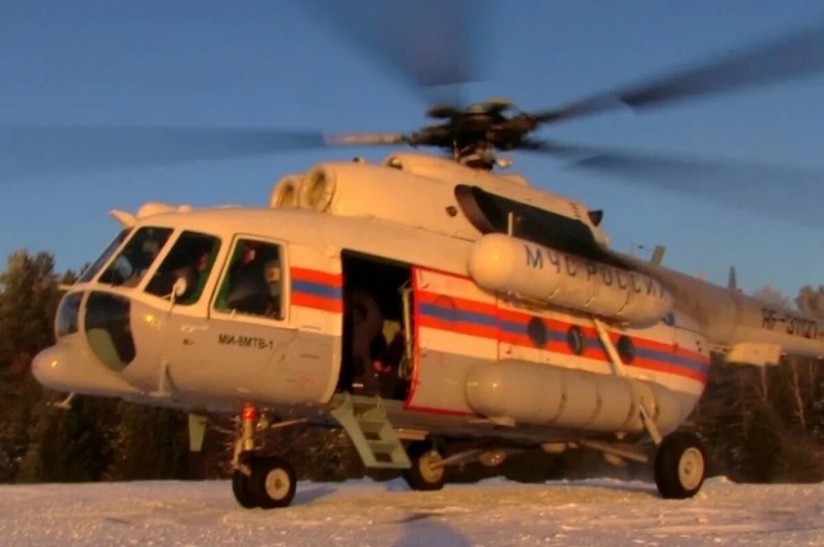    Теперь до многих отдаленных поселков можно добраться только авиатранспортом.