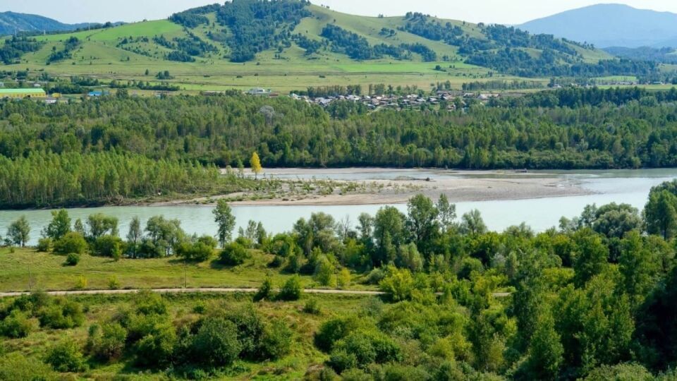    Горный Алтай. Туризм. Источник: pixabay