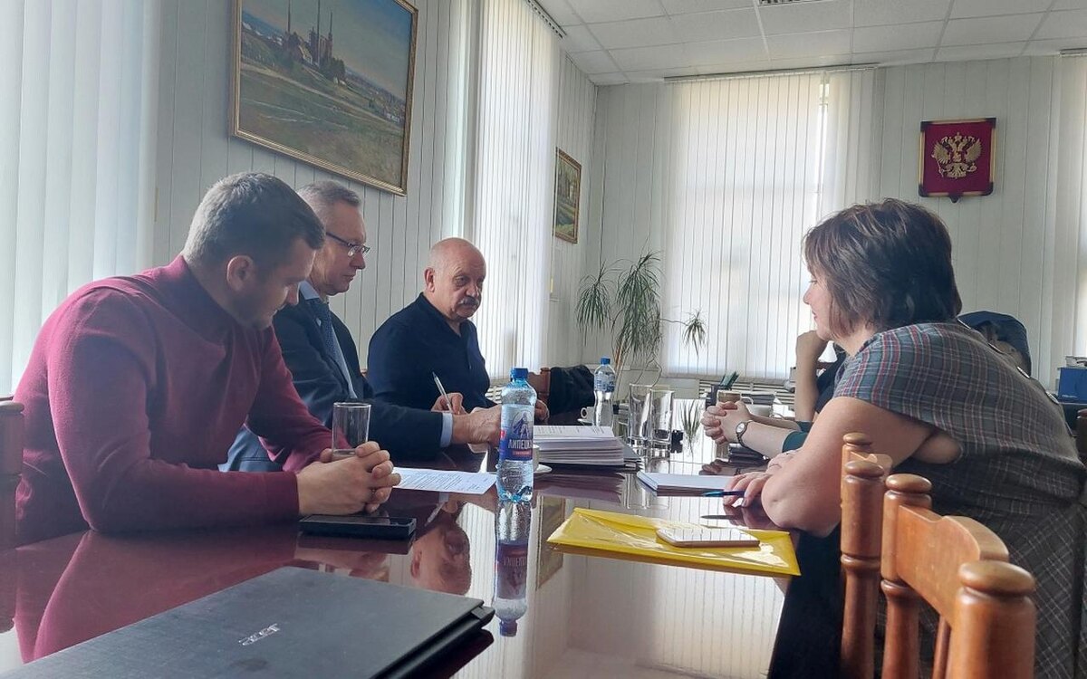    Липецкий «Свободный сокол» и ЛГТУ будут совместно развивать научный потенциал региона и готовить кадры Фото компании