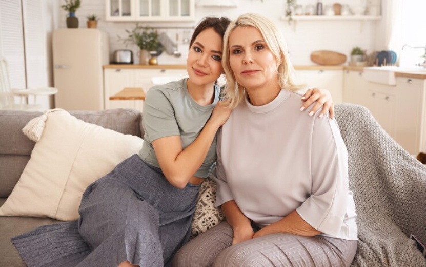    Как родителям пережить уход детей из семьи: процесс сепарации и новая жизнь