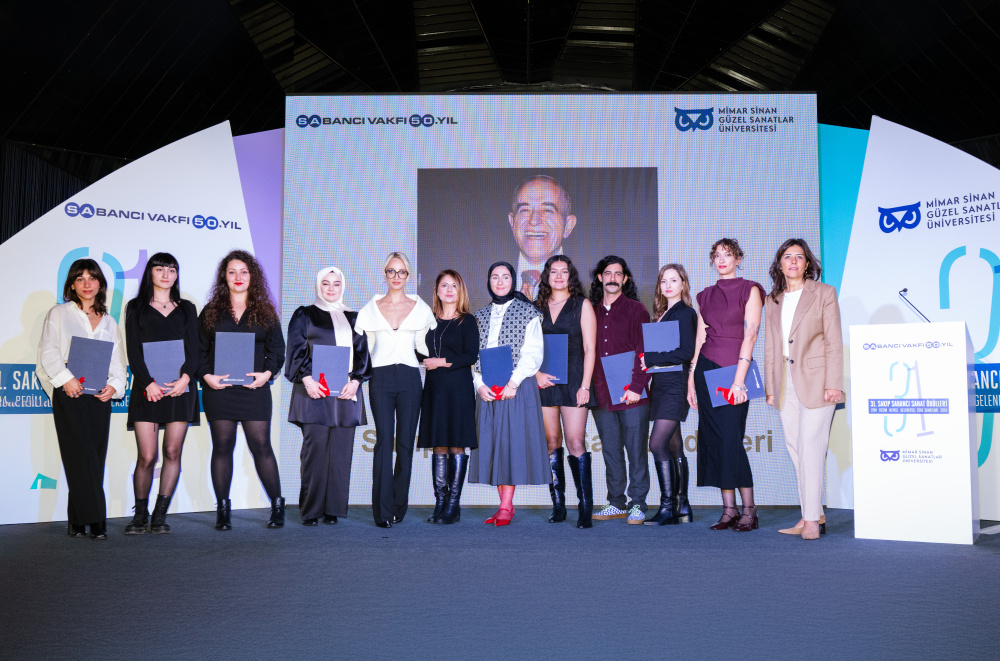 (источник: diziler.com/haber/31-sakip-sabanci-odul-toreni-gerceklesti-39856)