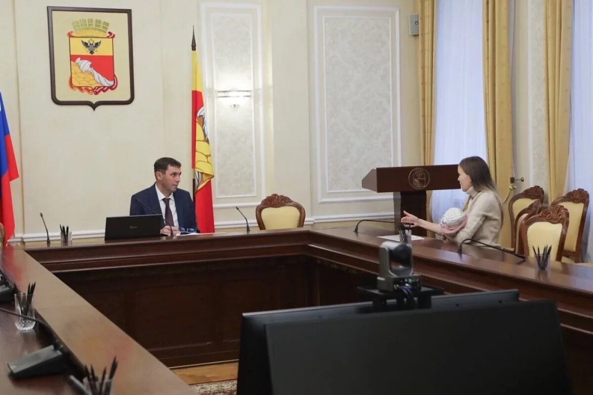    Мэр Воронежа Сергей Петрин провел прием граждан