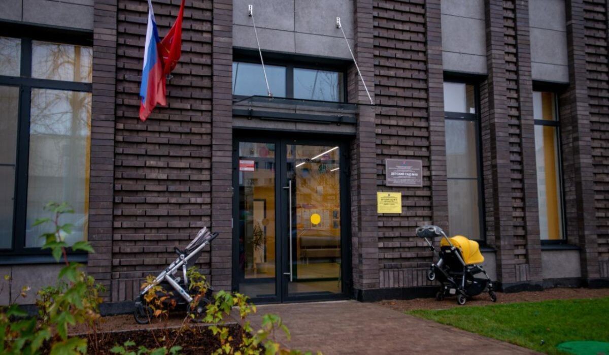     Вход в новый детский сад. Источник: neva.today Автор фото: Пресс-служба Legenda