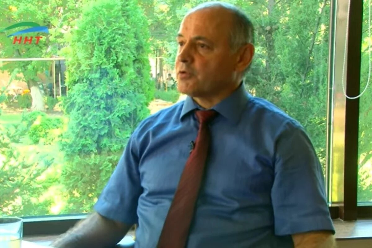    Обыски идут в доме задержанного в Махачкале блогера Рамазана Рабаданова