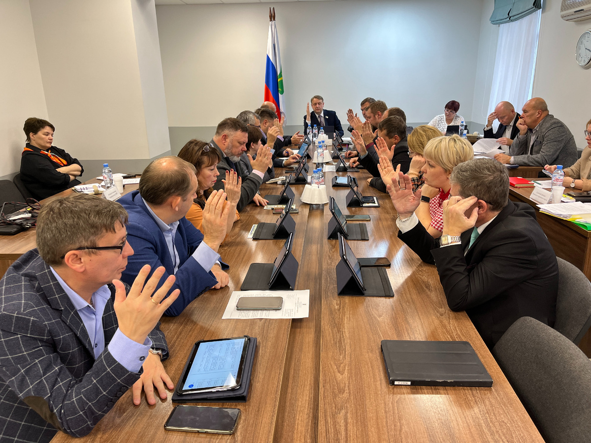 По решению администрации, согласованному Думой Полевского городского округа, объекты водоснабжения  села Мраморское и посёлка Станционный-Полевской переходят из частных рук (ОАО «Российские железные дороги») в собственность муниципалитета