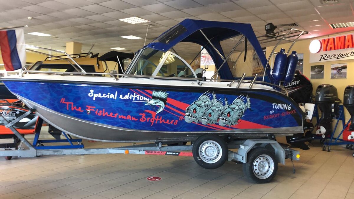 Наклейка на лодку Corvet  500 pro Fish