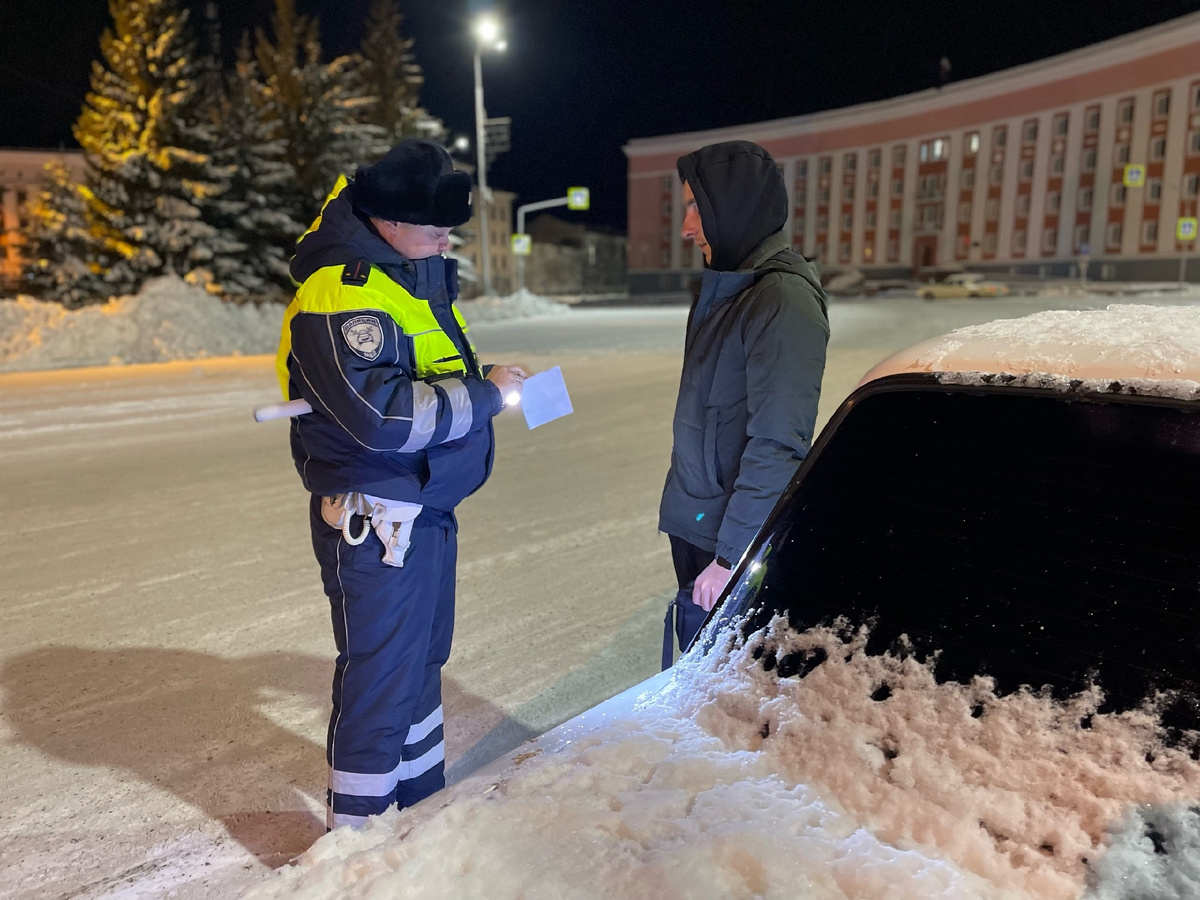 Заметим, фото сделано 05.11.2024 года в г. Краснотурьинск Свердловской области, у них уже зима!