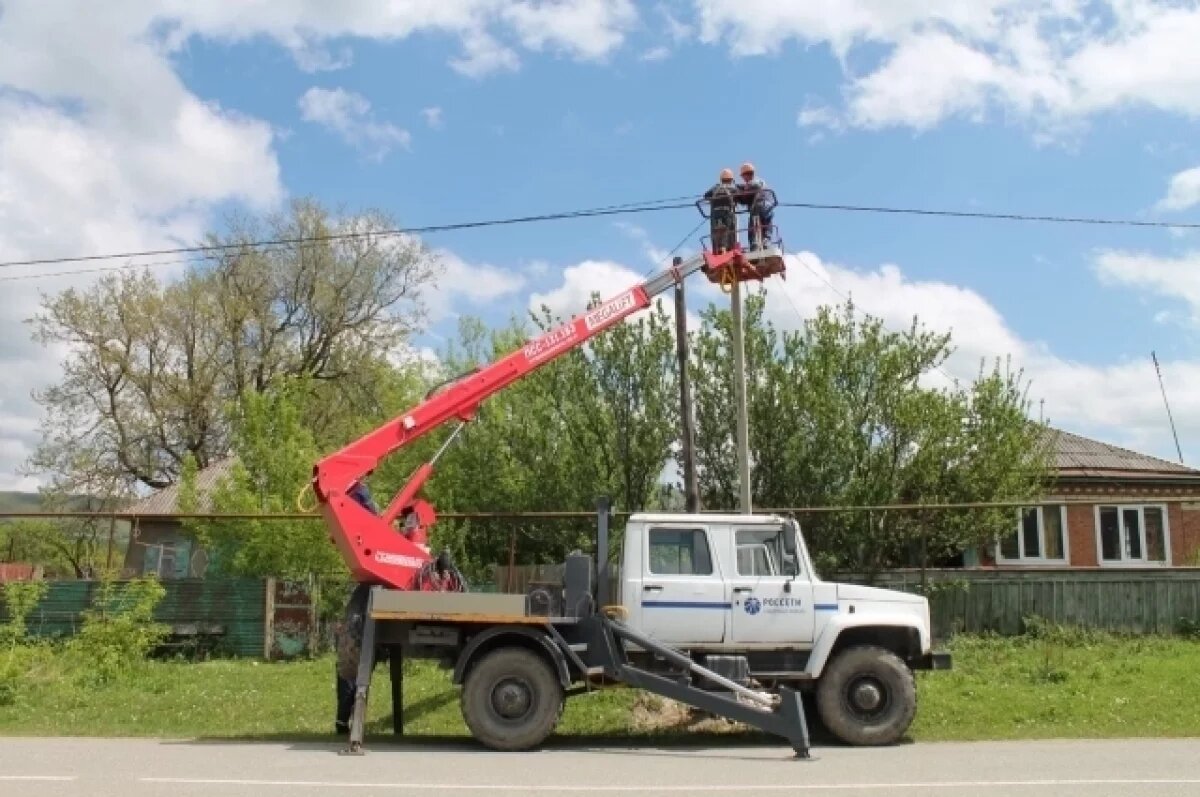    Энергетики заменили почти 40 км проводов на ЛЭП в Карачаево-Черкесии
