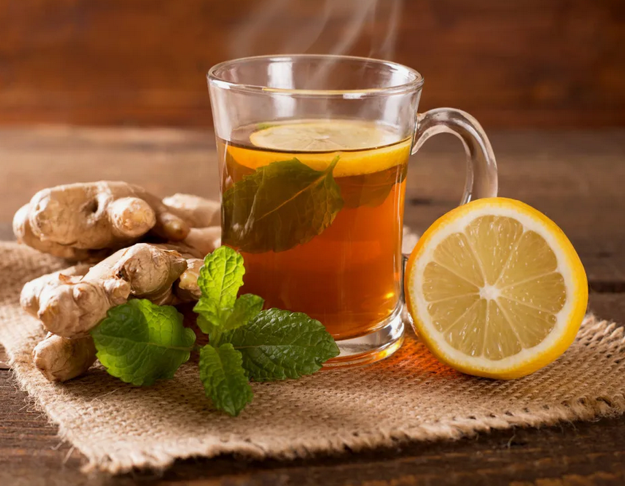 Чай с имбирем, медом и мятой
