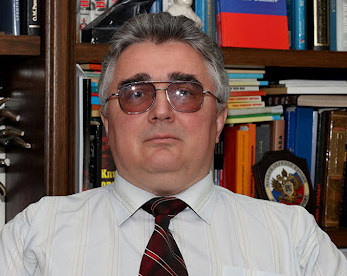 Михаил Александров