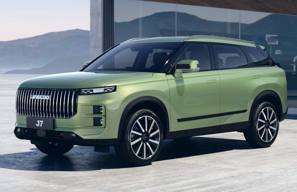 Jaecoo J7 Источник https://wroom.ru/i/cars2/jaecoo_j7_1.jpg