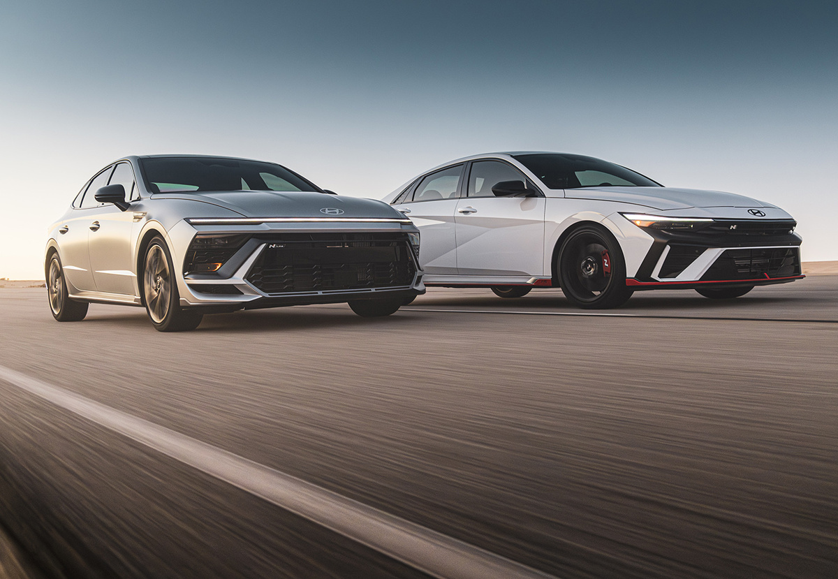 Hyundai Sonata, Hyundai Elantra. Фото: Hyundai 