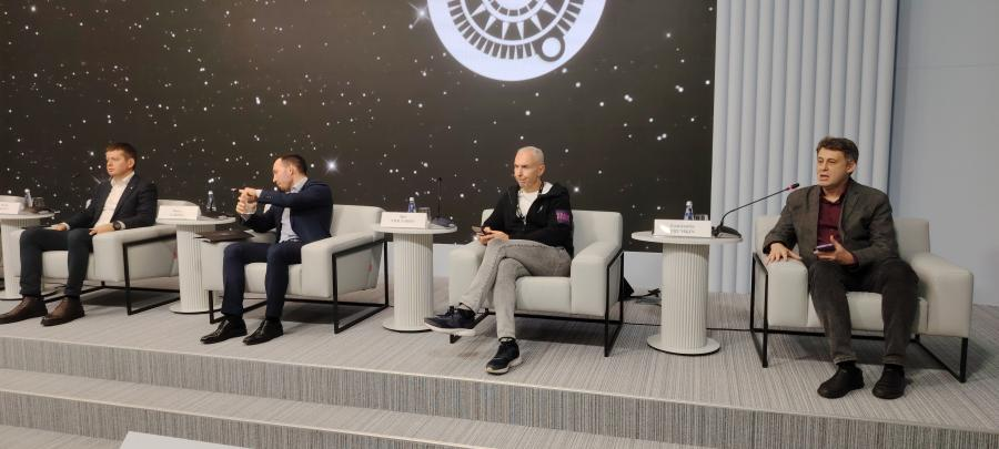 Константин Фрумкин на секции "Спорт будущего"