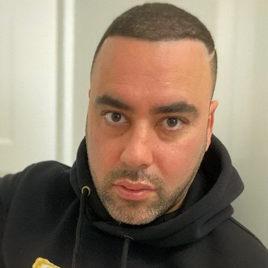     Слима оштрафовали за восемь песен о наркотиках