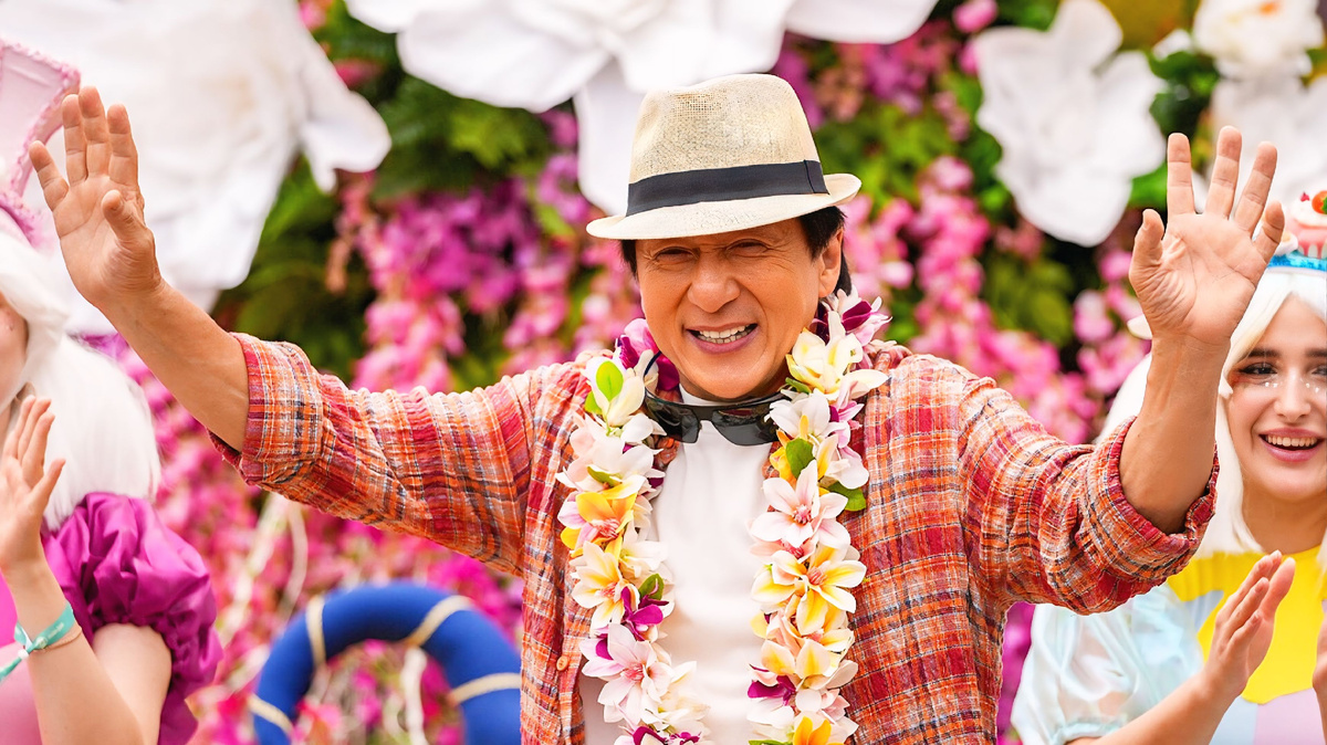 Кадр из фильма. Джеки Чан в роли Джеки