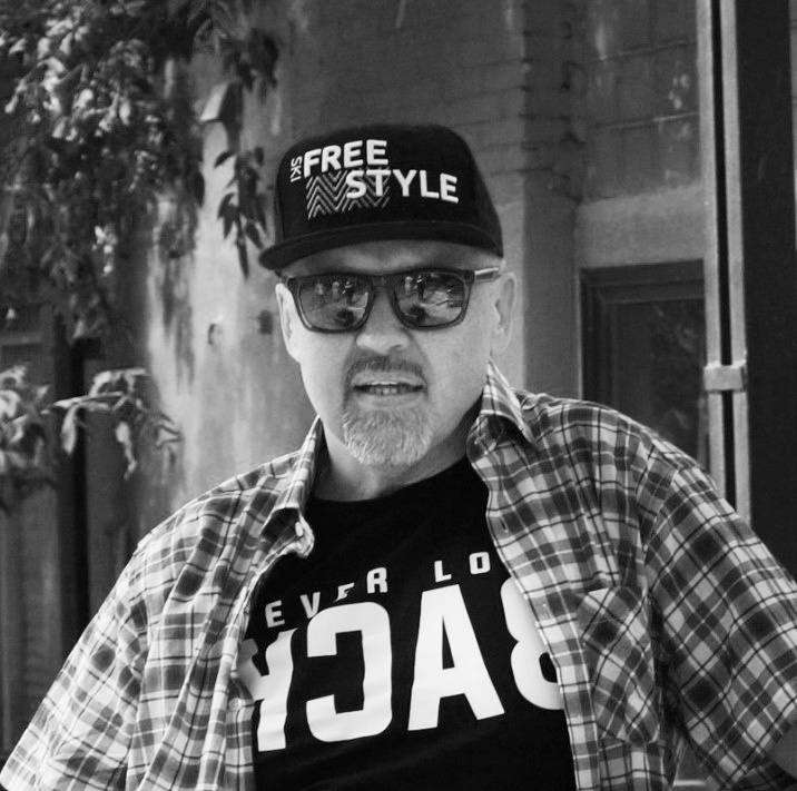 Григорий Козлов — бас-гитарист, участник записи альбома FILUM - "2Q2Q"