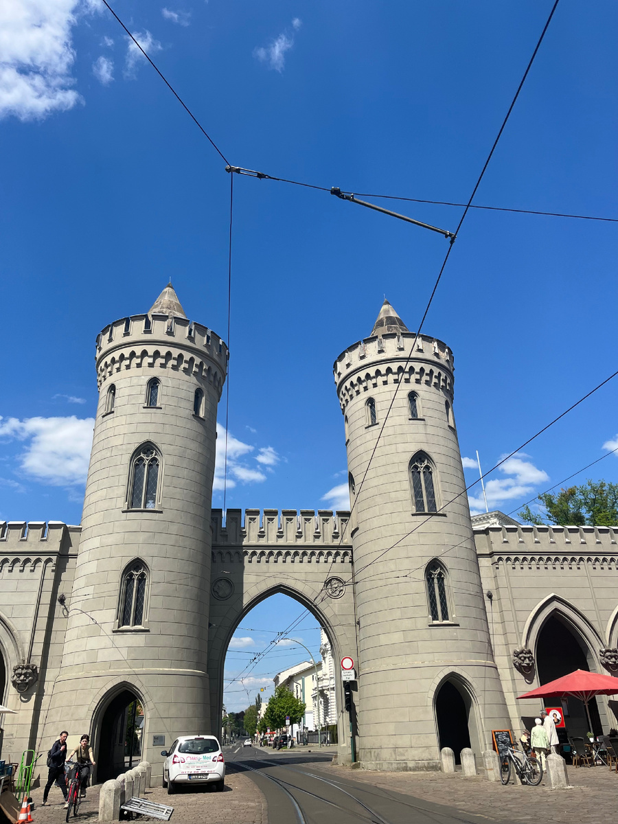 Постдамские ворота. 