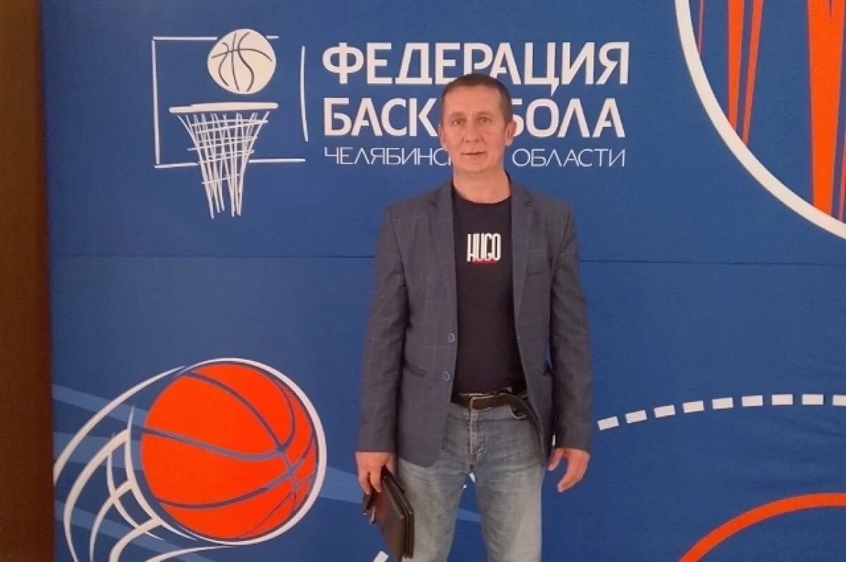    Учитель из Кунашака рассказал, как спас детей от напавшего на школу с ножом