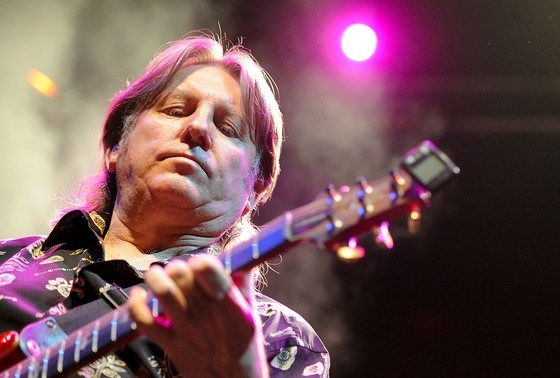    Певец и композитор Юрий Лоза