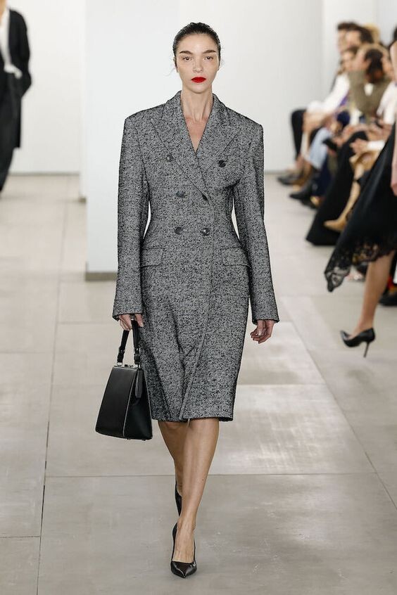 Michael Kors, Max Mara, Schiaparelli