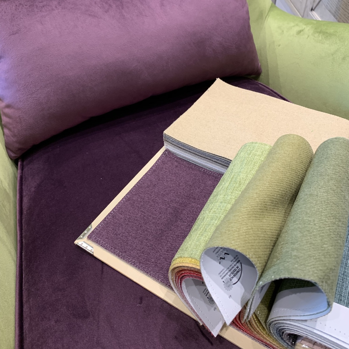 Выбор ткани для комнаты девочки 