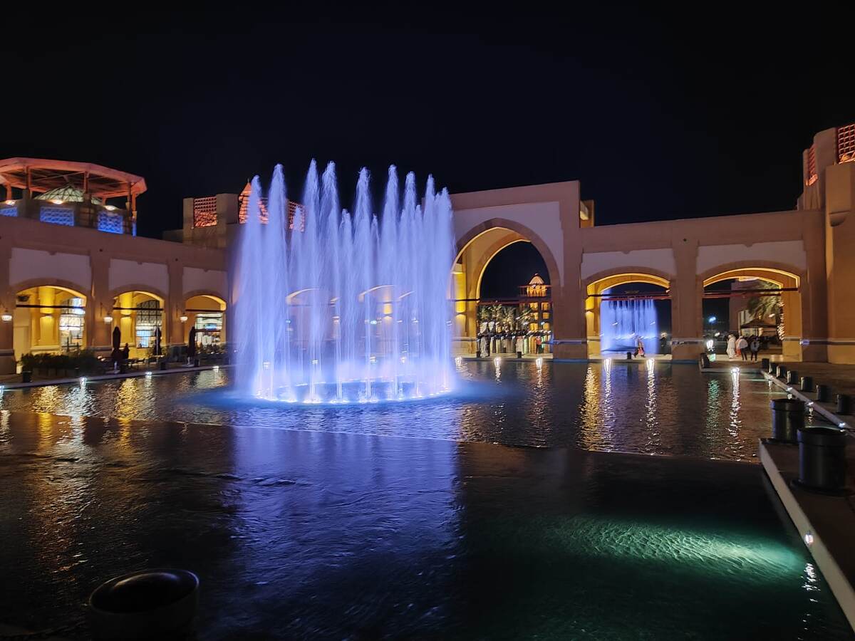 Фонтан в ТЦ "Аль-Кут"