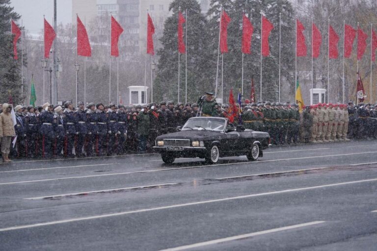    Оренбургские кадеты прошли торжественным маршем на «Параде Памяти» в Самаре Белов Михаил Александрович