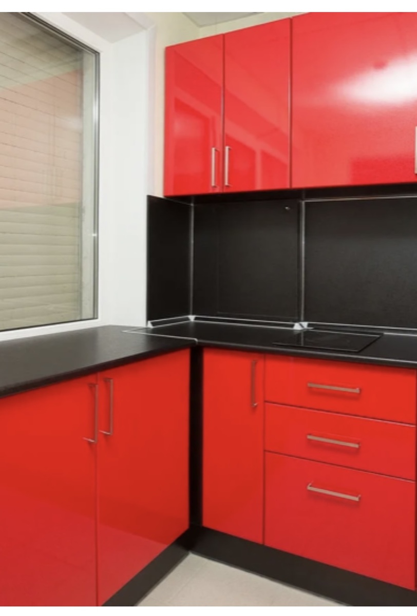 Пример как можно использовать выступ окна , сделать область подоконника более функциональной 