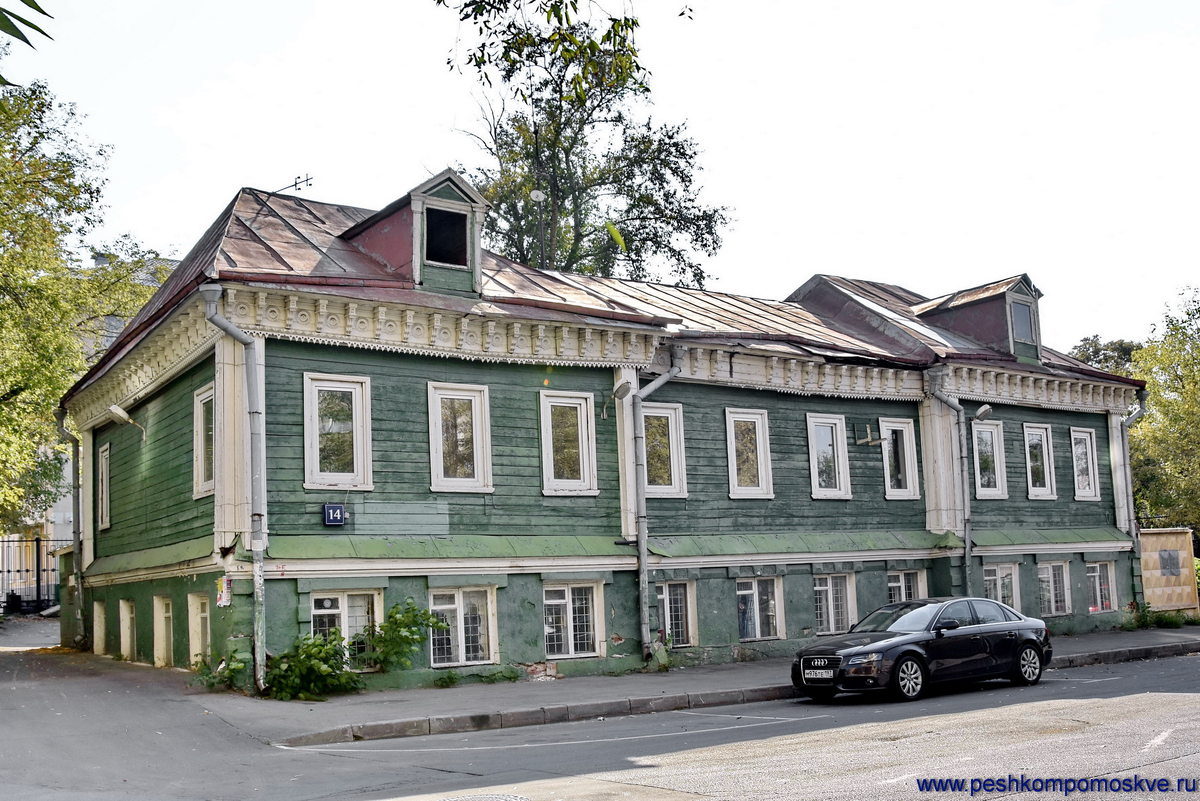 Источник фото: http://www.peshkompomoskve.ru/moskva_derevyannaya-3/