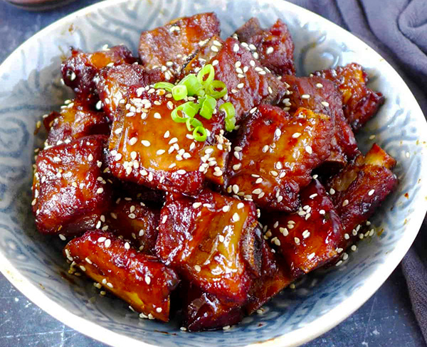 Кисло-сладкие рёбрышки: 3 простых шага к китайскому ресторанному вкусу