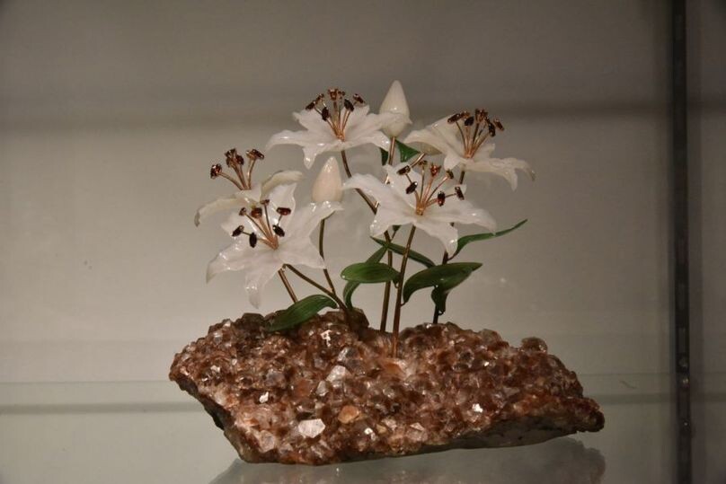     Каменные цветы Виктора Васильева. Фото: све.рф