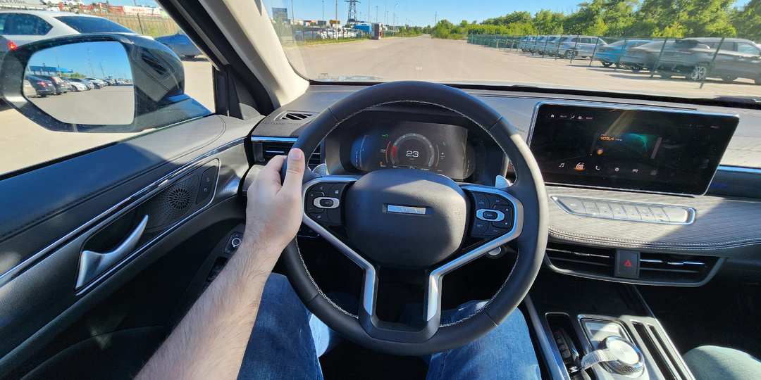 Geely или Haval: как выбрать среди доступных иномарок 2024 года?