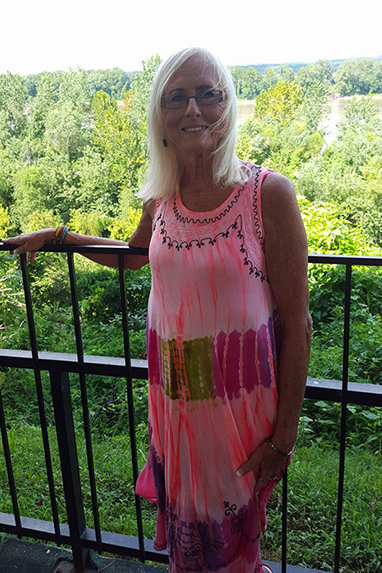 Линда Армстронг