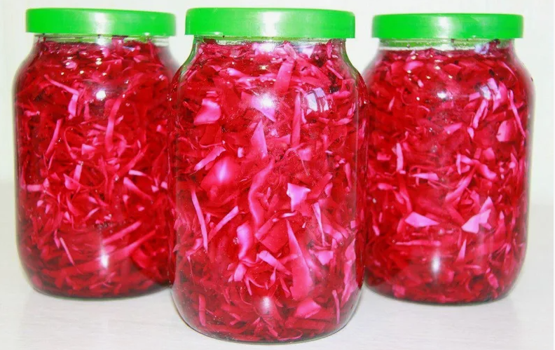 Капуста со свеклой. Фото из открытого доступа.