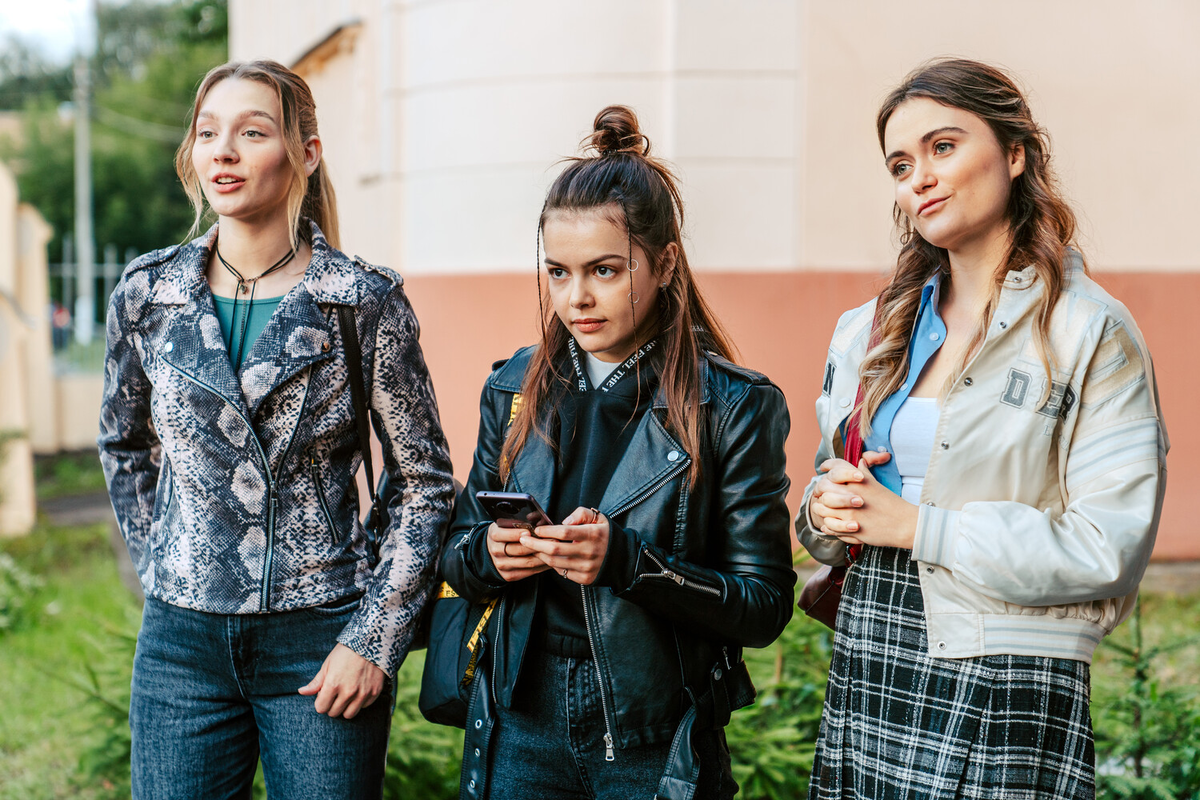 Сериал «Наследники. Дар крови» 2024: городское фэнтези с семейными интригами и долей волшебства