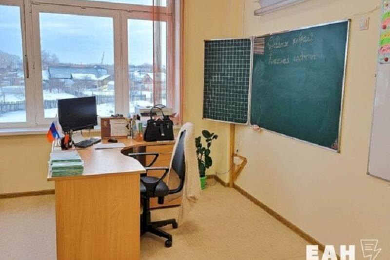    ЕАН. В екатеринбургскую историю с визитами учителей в семьи школьников вмешался глава Рособрнадзора