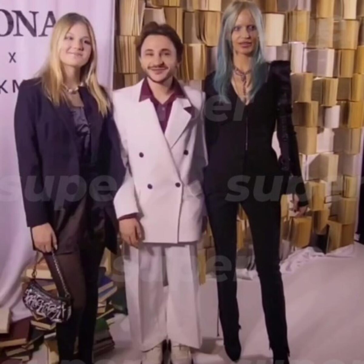    Эльдар Джарахов, Glukoza, MONA Соцсети