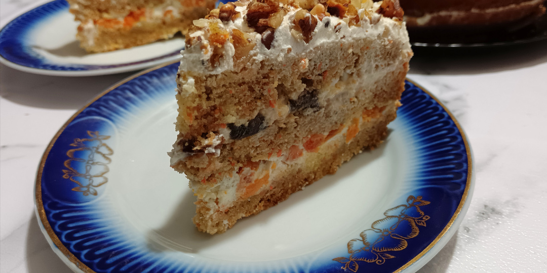 Морковный торт - вкусно, просто, доступно. Два варианта приготовления: "как надо" и мой
