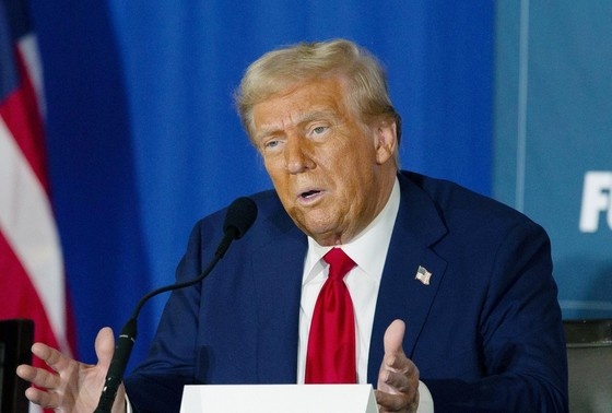    Дональд Трамп